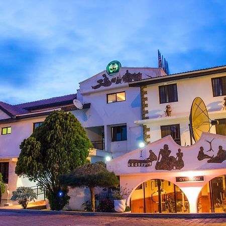 Hill View Hotel Mccarthy Hills Botianaw Экстерьер фото