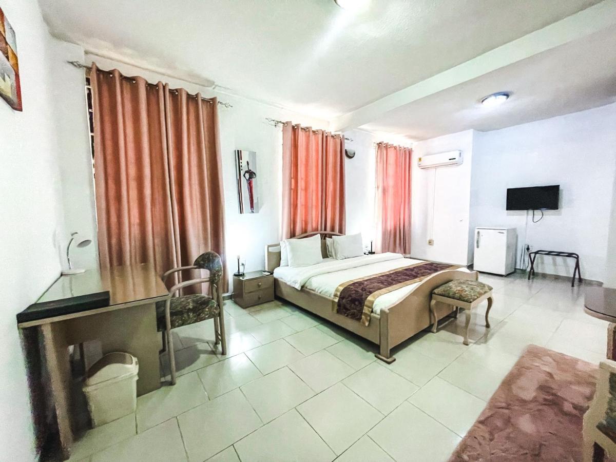 Hill View Hotel Mccarthy Hills Botianaw Экстерьер фото