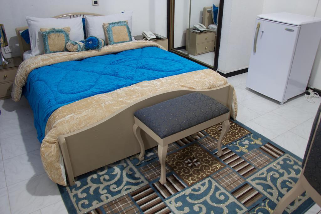 Hill View Hotel Mccarthy Hills Botianaw Экстерьер фото