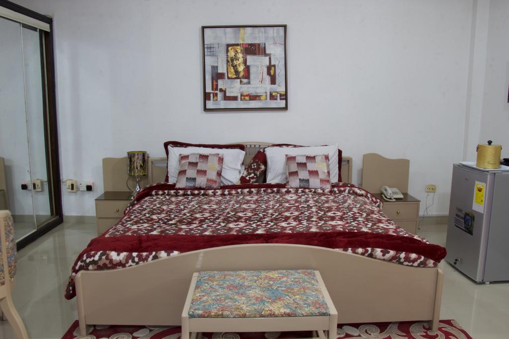 Hill View Hotel Mccarthy Hills Botianaw Экстерьер фото