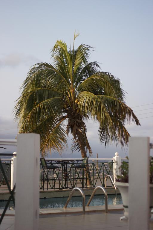 Hill View Hotel Mccarthy Hills Botianaw Экстерьер фото