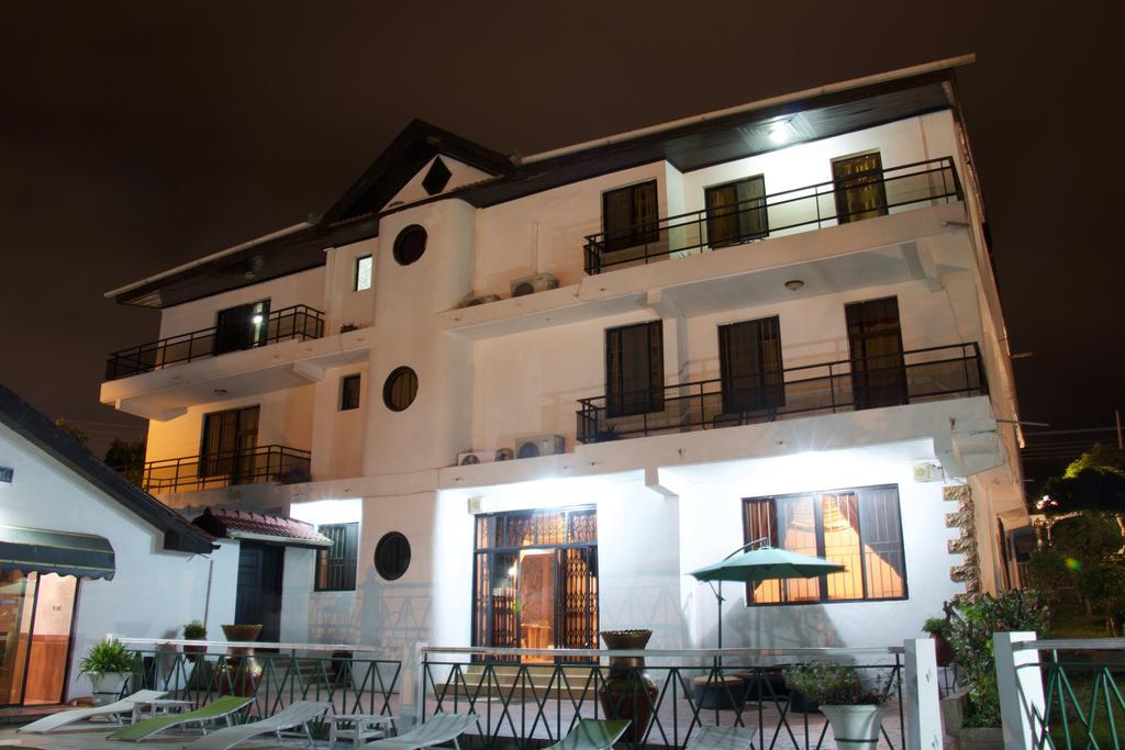 Hill View Hotel Mccarthy Hills Botianaw Экстерьер фото